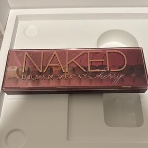 Urban Decay Cherry (Never used) Eyeshadow Palette Discontinued